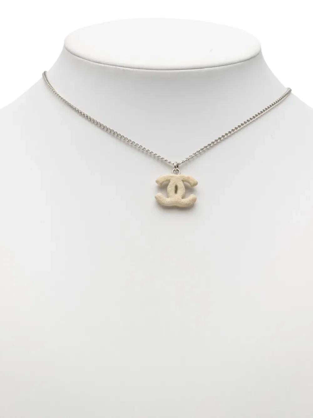 2003 Silver Plated Textured CC Pendant Necklace costume necklace