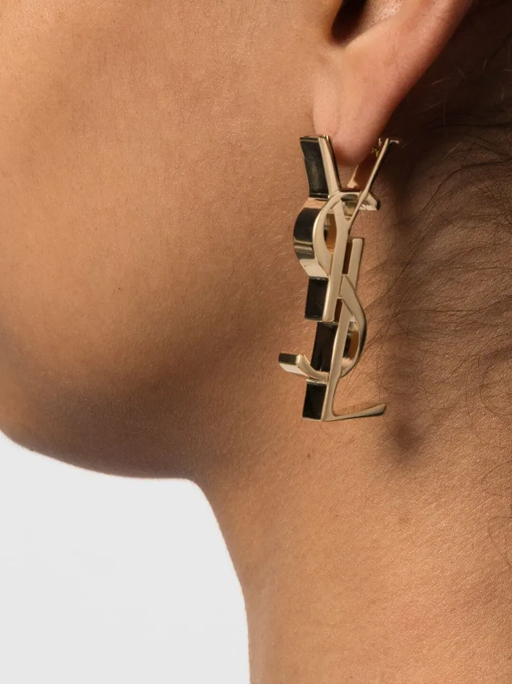 monogram-lettering earring