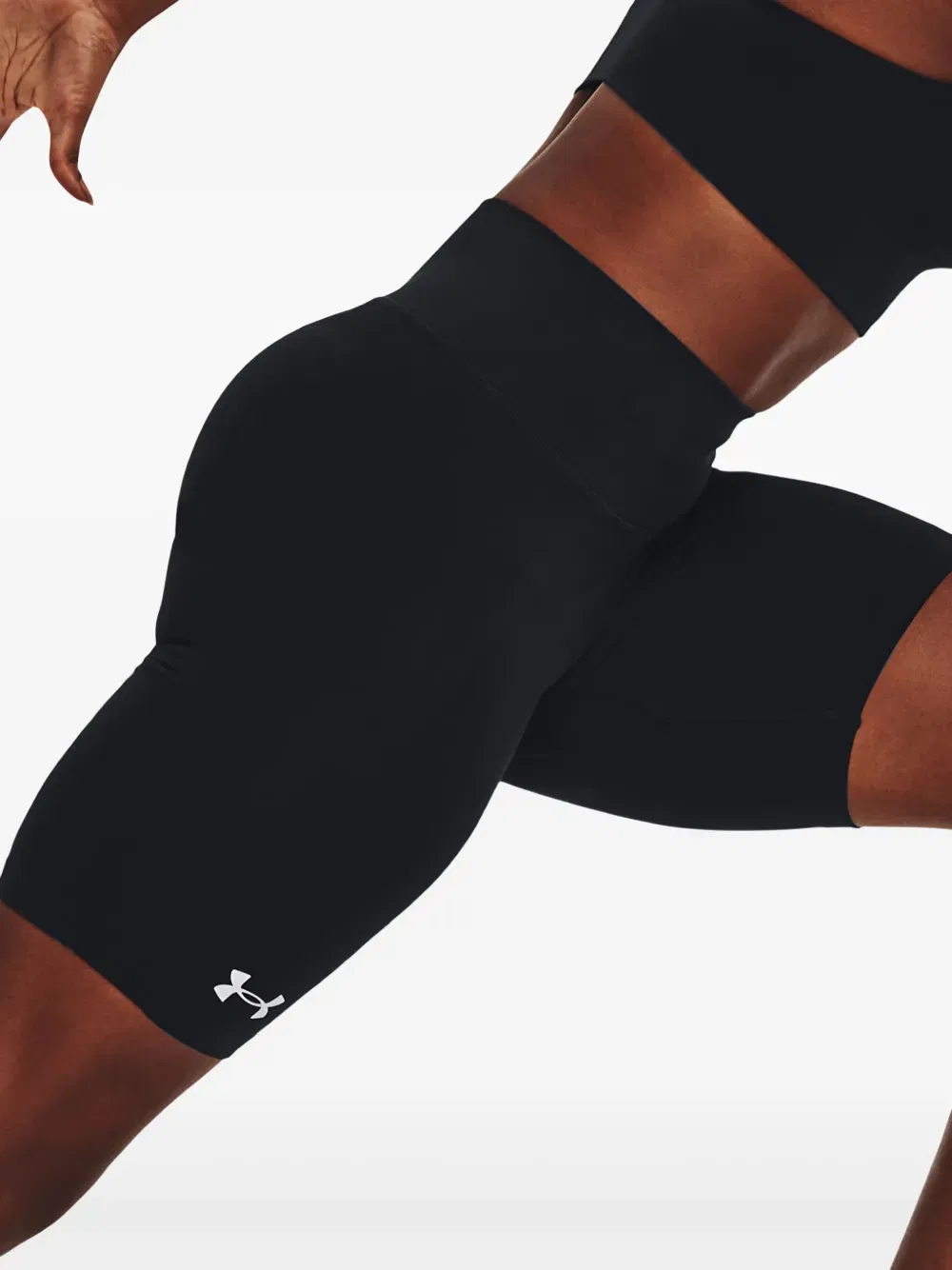 elasticated-waistband logo shorts
