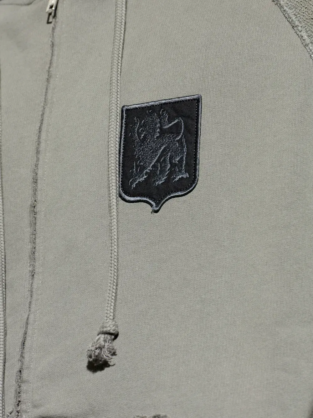 logo-embroidery sweatshirt