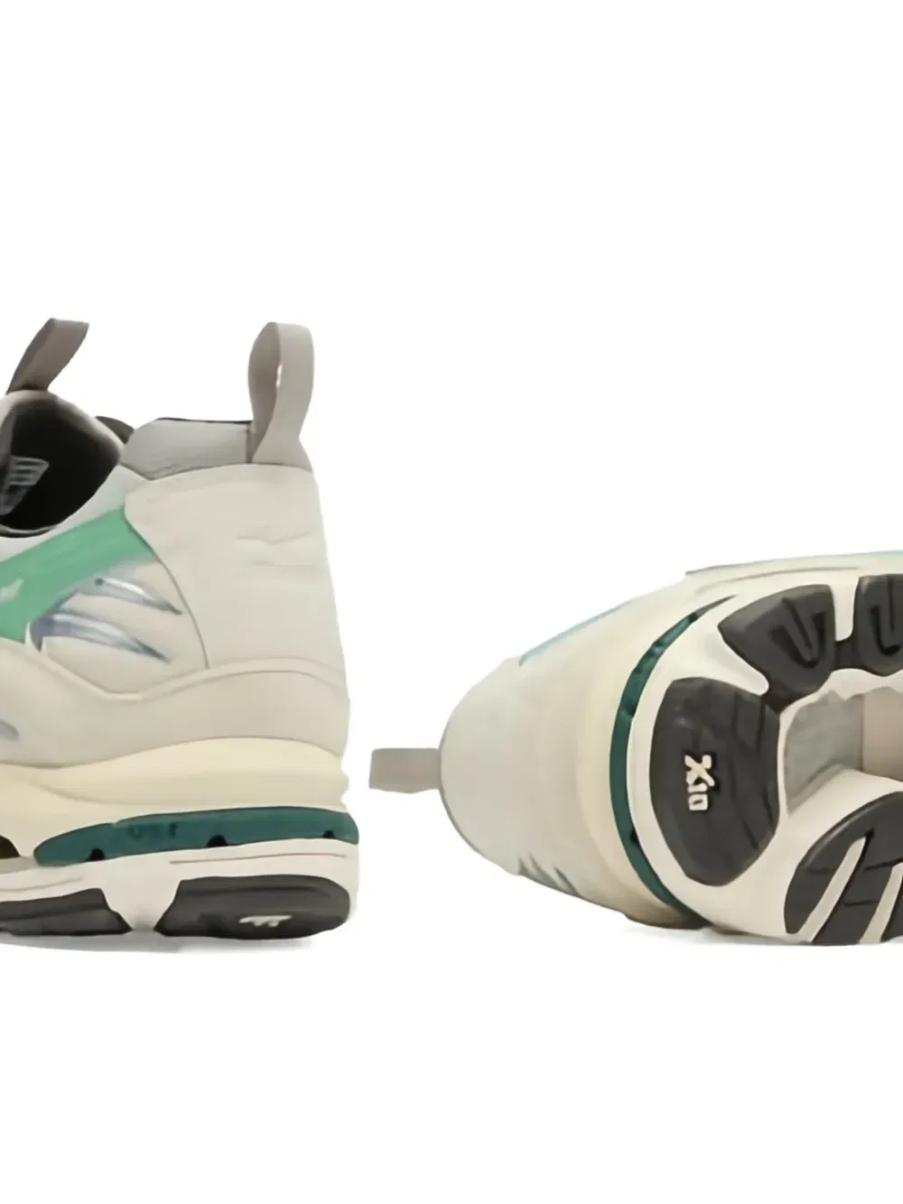 Wave Rider 10 sneakers