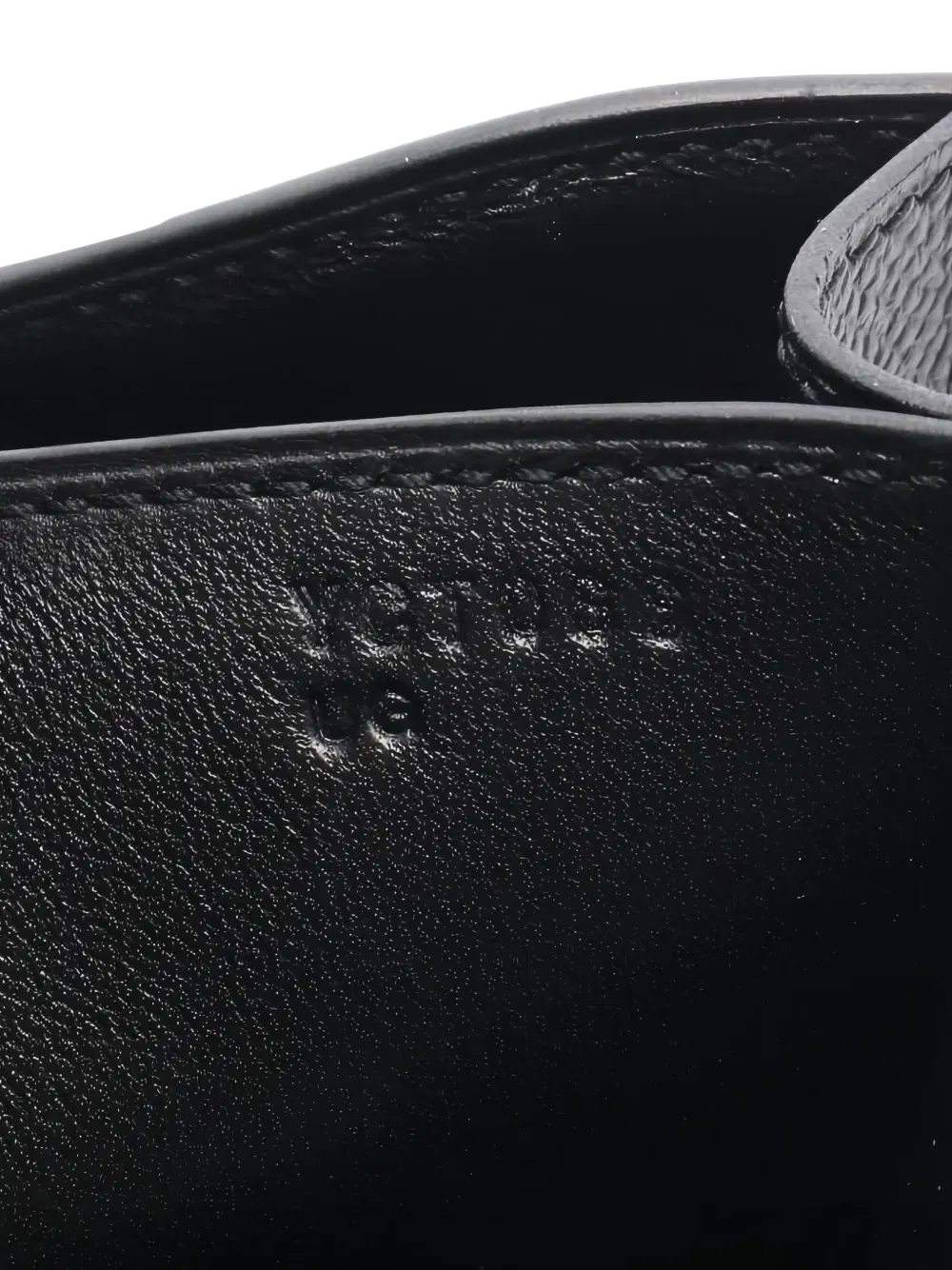 2020 mini Constance 3 textured-leather shoulder bag