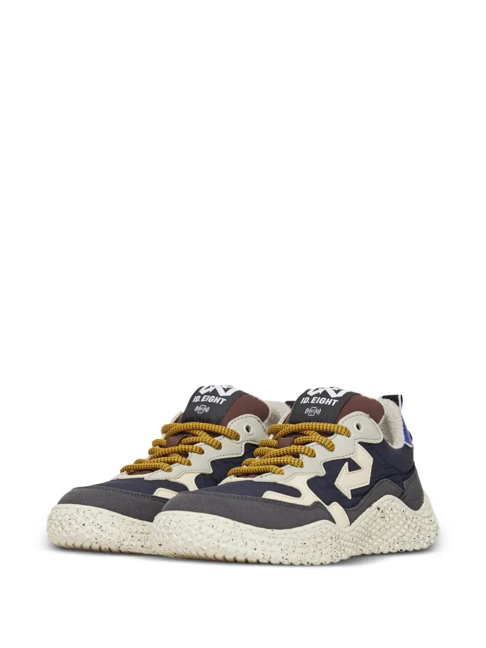 Hana arrow-detail sneakers