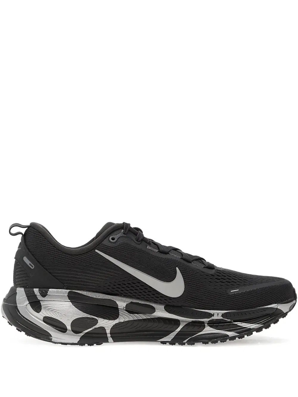 Vomero 18 swoosh sneakers