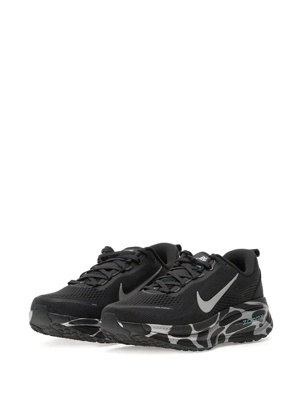 Vomero 18 swoosh sneakers
