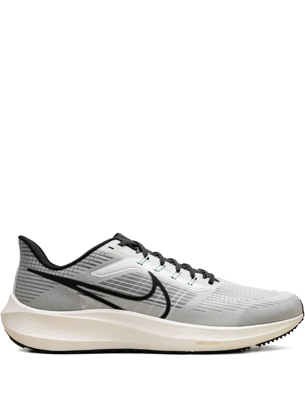 Air Zoom Pegasus 39 road running sneakers