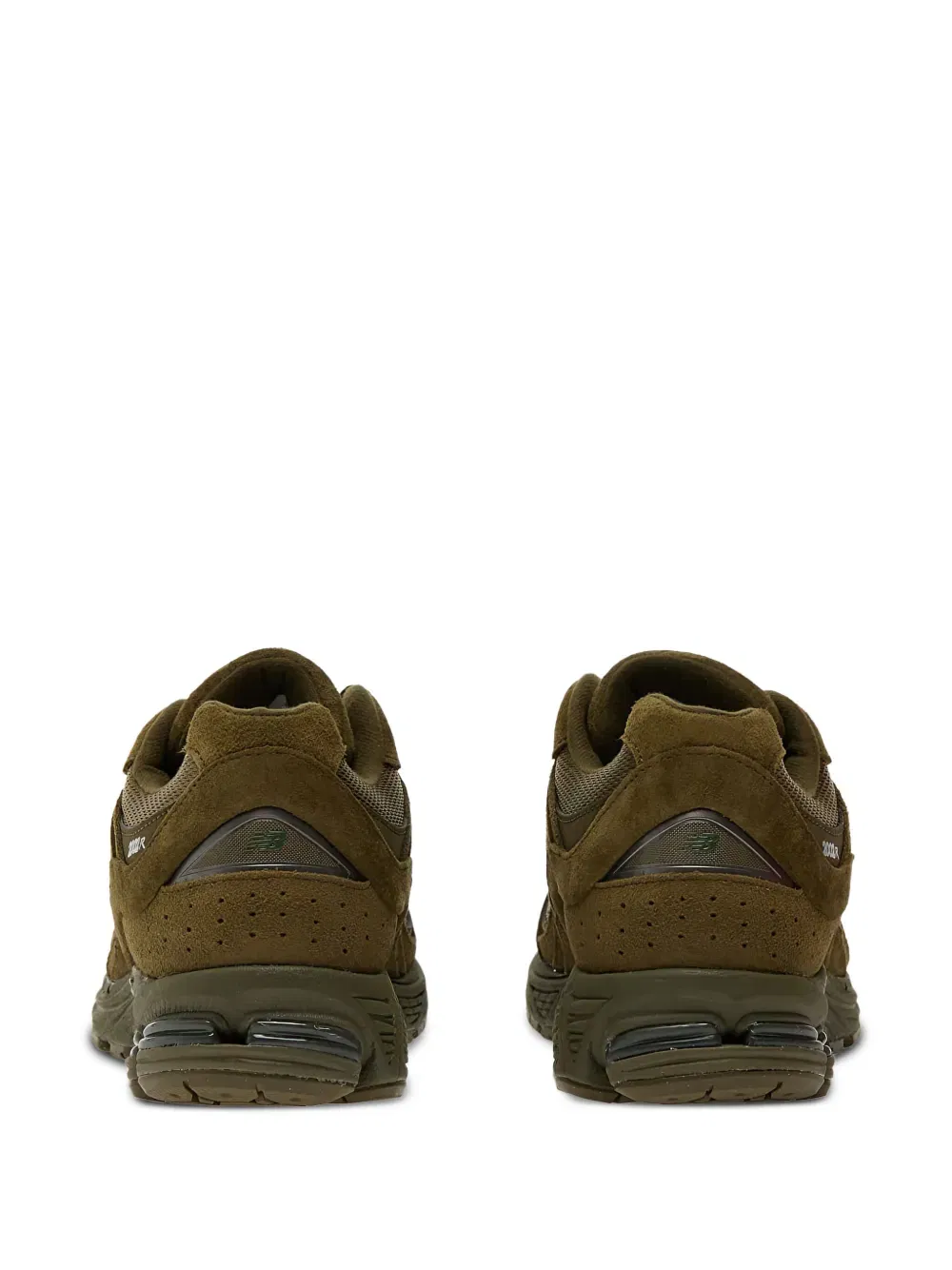 2002R sneakers 