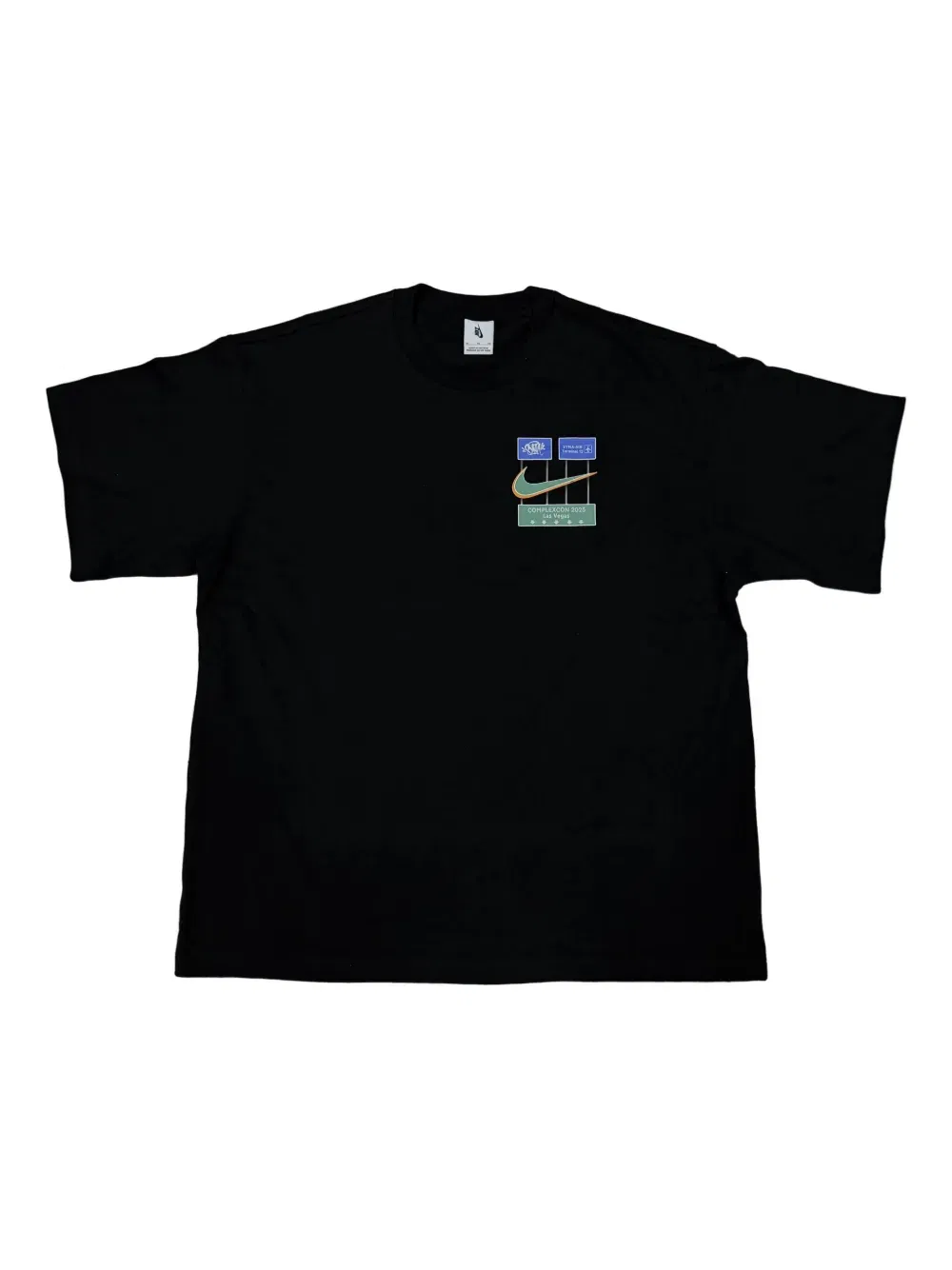 x Syna World Complexcon Exclusive graphic T-Shirt