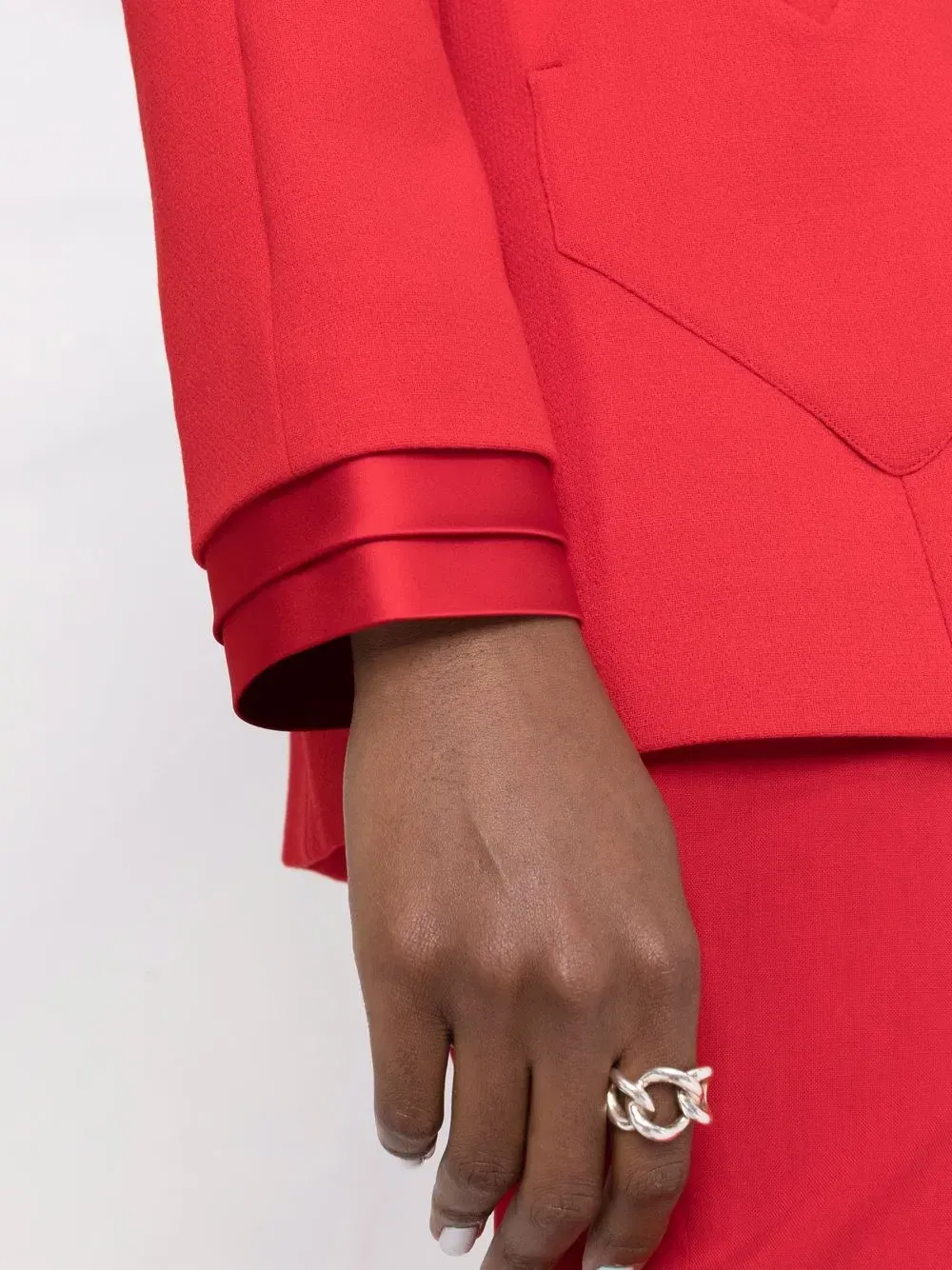 puff-sleeve jacket