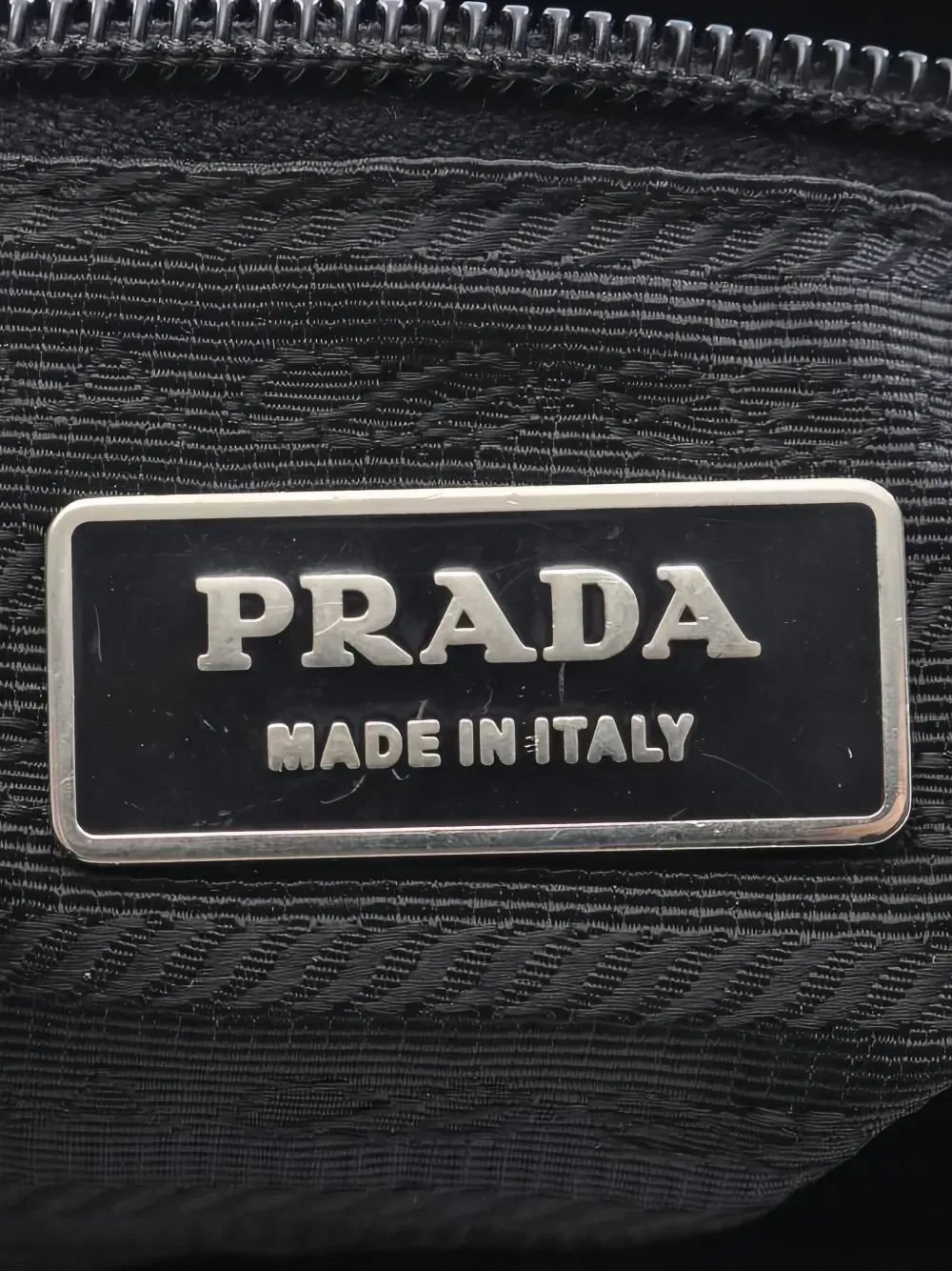 2000s logo plate shoulder bag