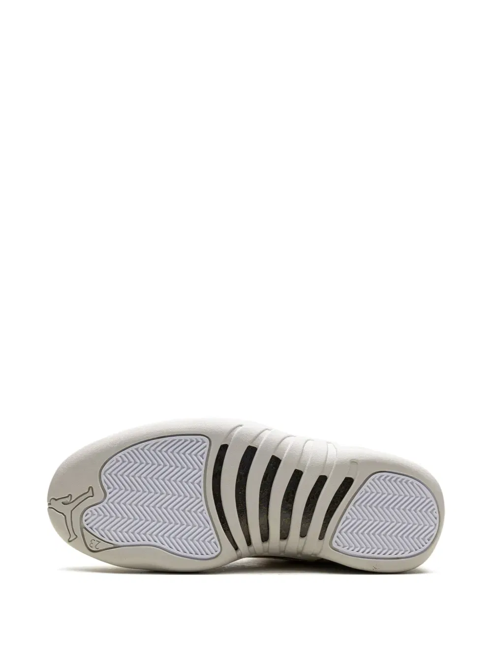 12 Retro sneakers