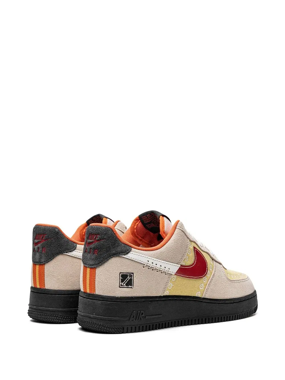 Air Force 1 Low "Somos Familia" sneakers