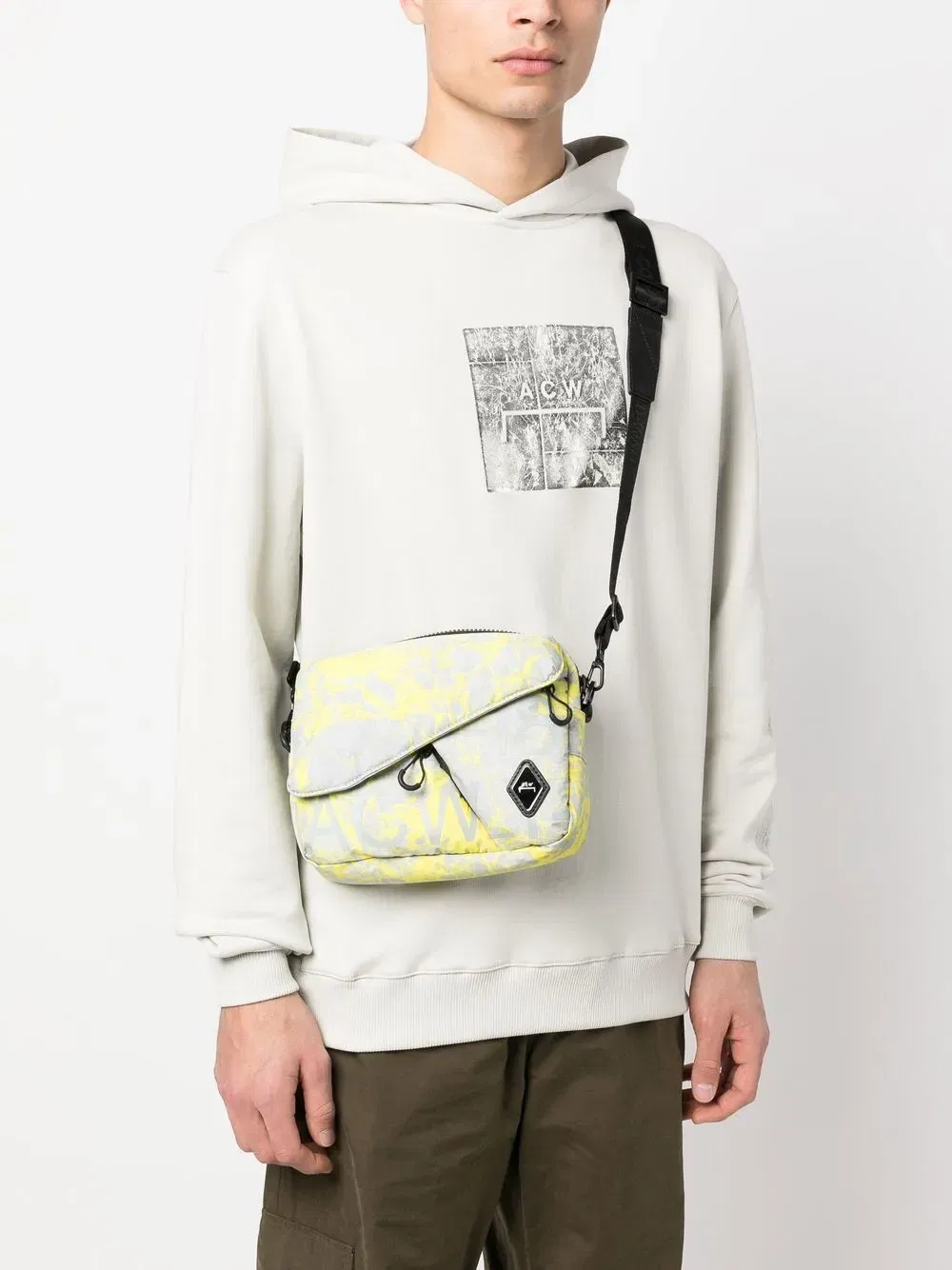logo-print shoulder bag
